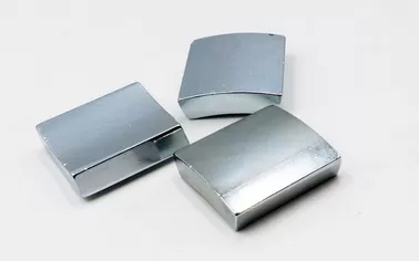Najnowsze blogi firmy Neodymium Iron Boron Motor Magnets: Infusing Unlimited Power into Motors