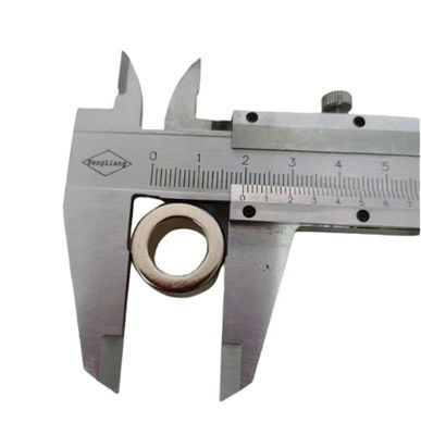 kupować Mocne magnesy pierścieniowe NdFeB z metali ziem rzadkich, neodymowe D20 X d12 X 10 do szczotki kuchennej online manufacture