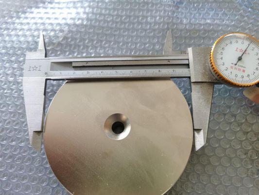 kupować Niestandardowe magnesy Większe okrągłe koło Neodymowe Trwałe N45 Silny kształt pierścienia online manufacture
