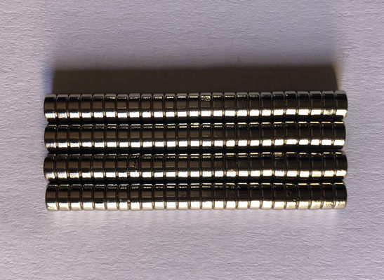 kupować N35 Grade 5 X 2mm Okrągły magnes Ndfeb Disc / Silne magnesy dyskowe do słuchawek online manufacture