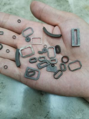 kupować Super Strong Permanent Bulk N50 Magnes neodymowy Niestandardowy rozmiar i kształt online manufacture
